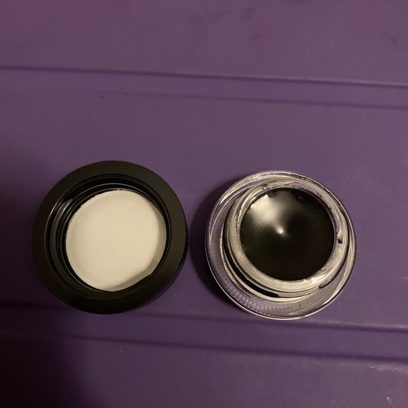 MAC pro longwear fluidline eye liner and brow gel colour blacktrack - Picture 3 of 3